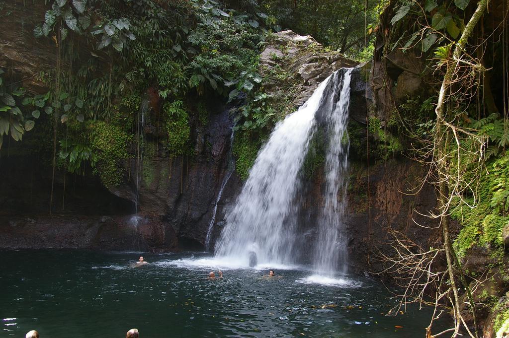 Kaz Creole Aventure Tropicale Insolite, Fibre, Jardin Et Jacuzzi Prives Saint-Francois  Exterior photo